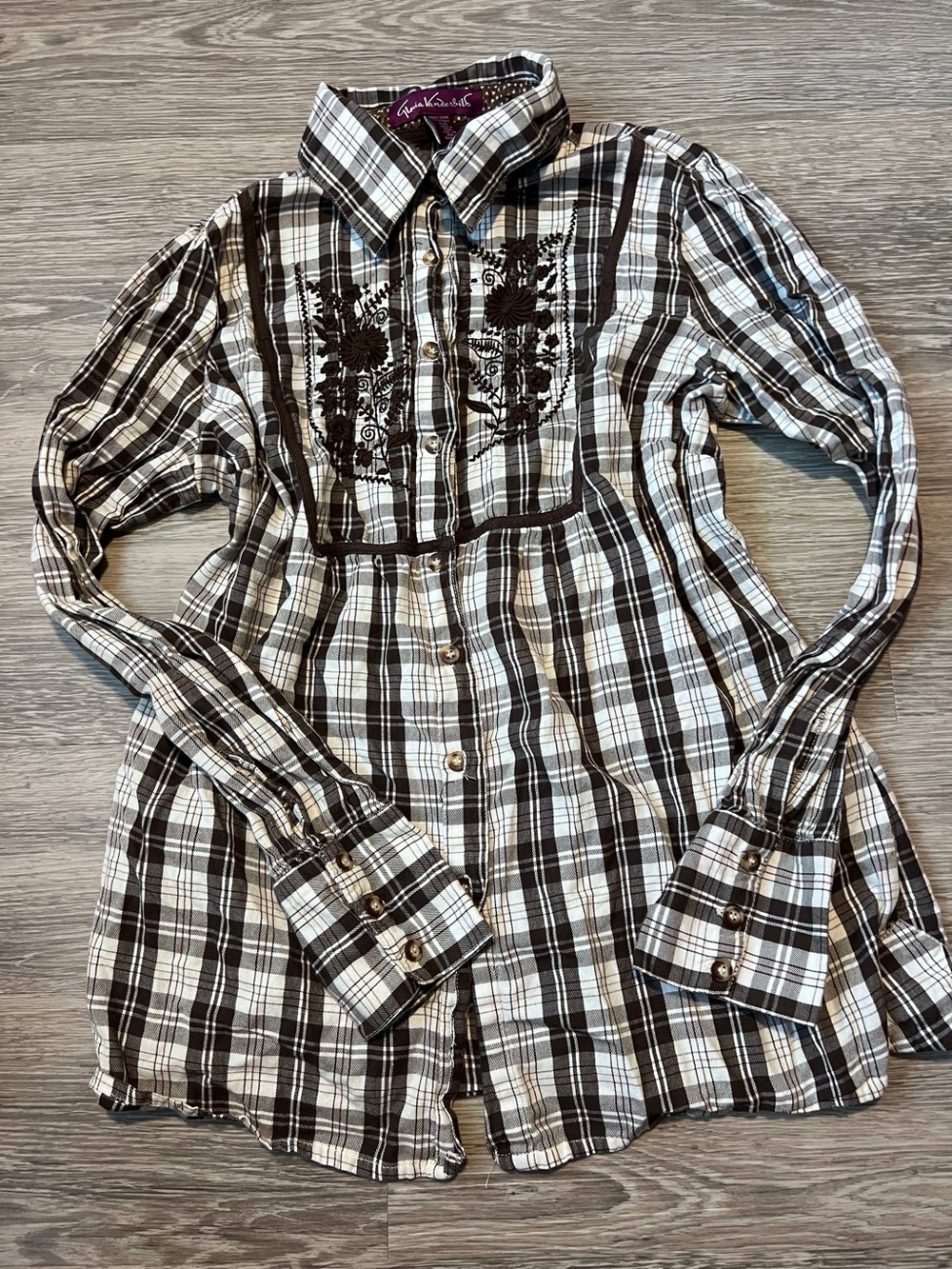 Gloria Vanderbilt Brown and Cream Plaid Button-Down Shirt with Embroidered Yoke